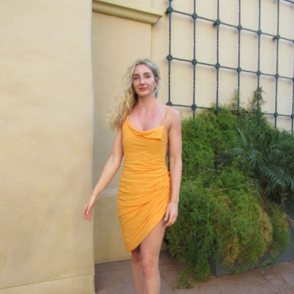 Jacquemus orange asymmetrical dress - Picture 3 of 6